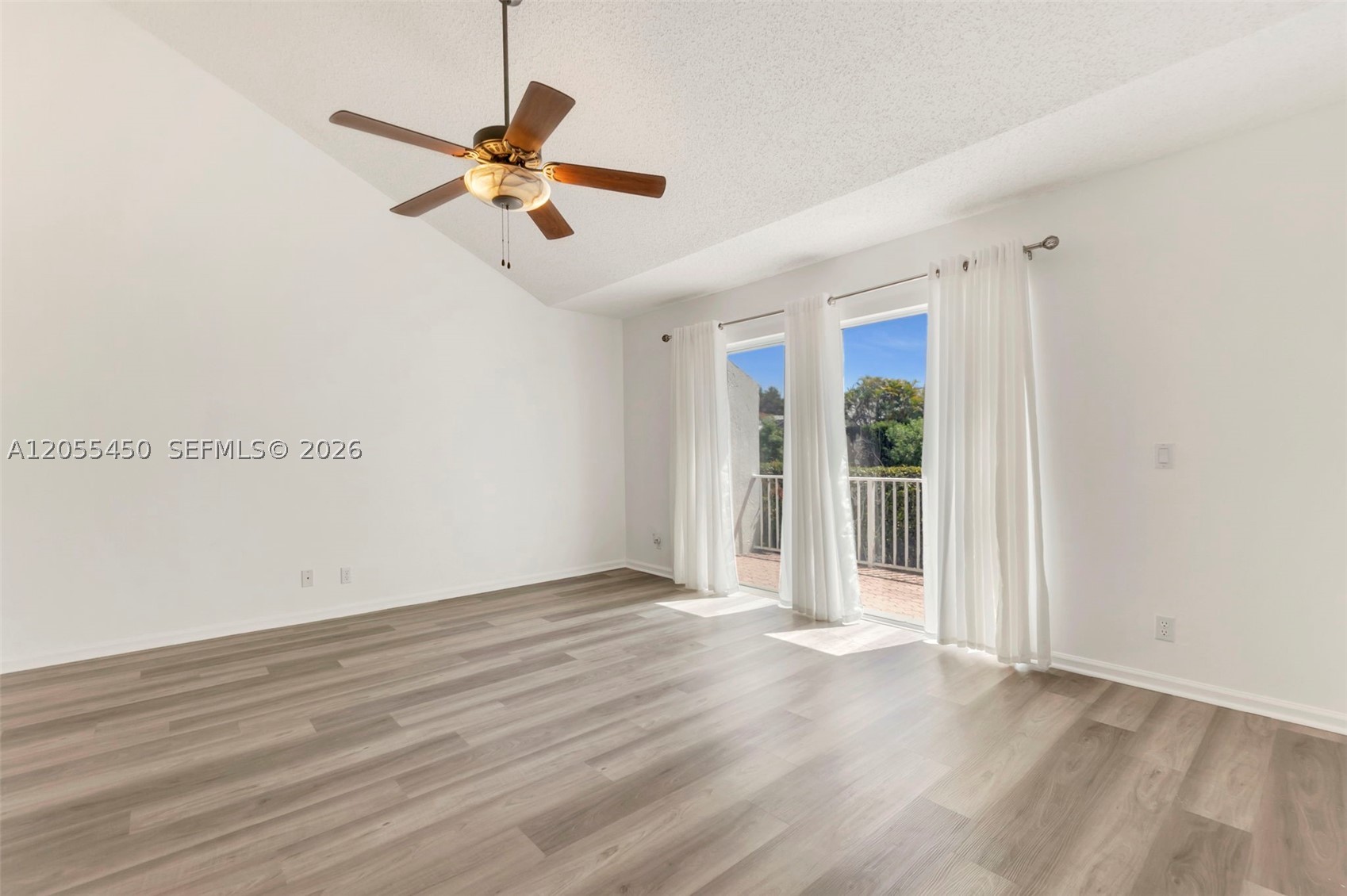 7370 NW 61st Ter, Parkland FL 33067