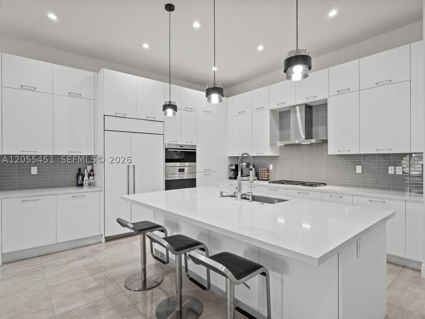 8143 NW 47th Ter, Doral FL 33166