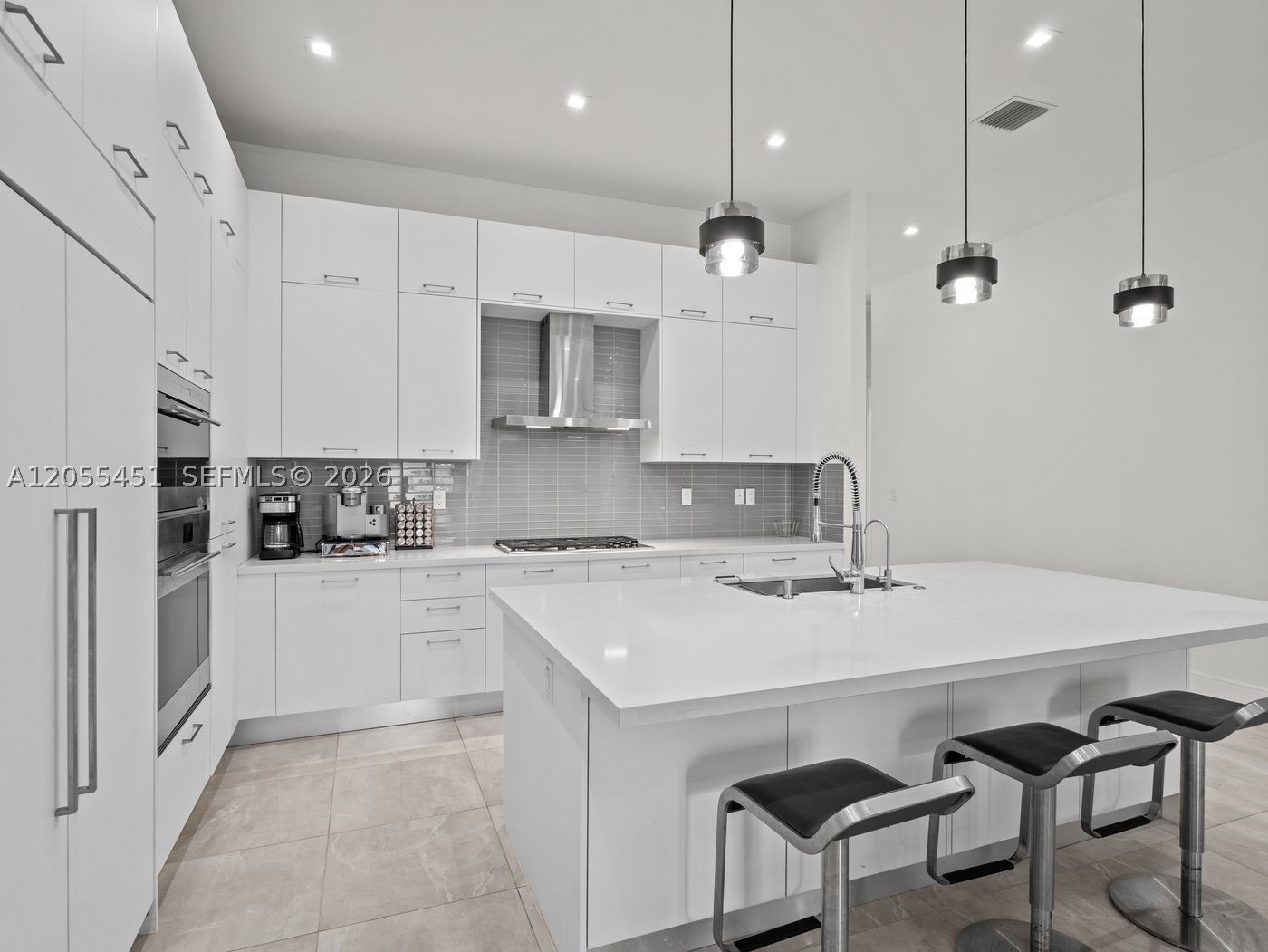 8143 NW 47th Ter, Doral FL 33166