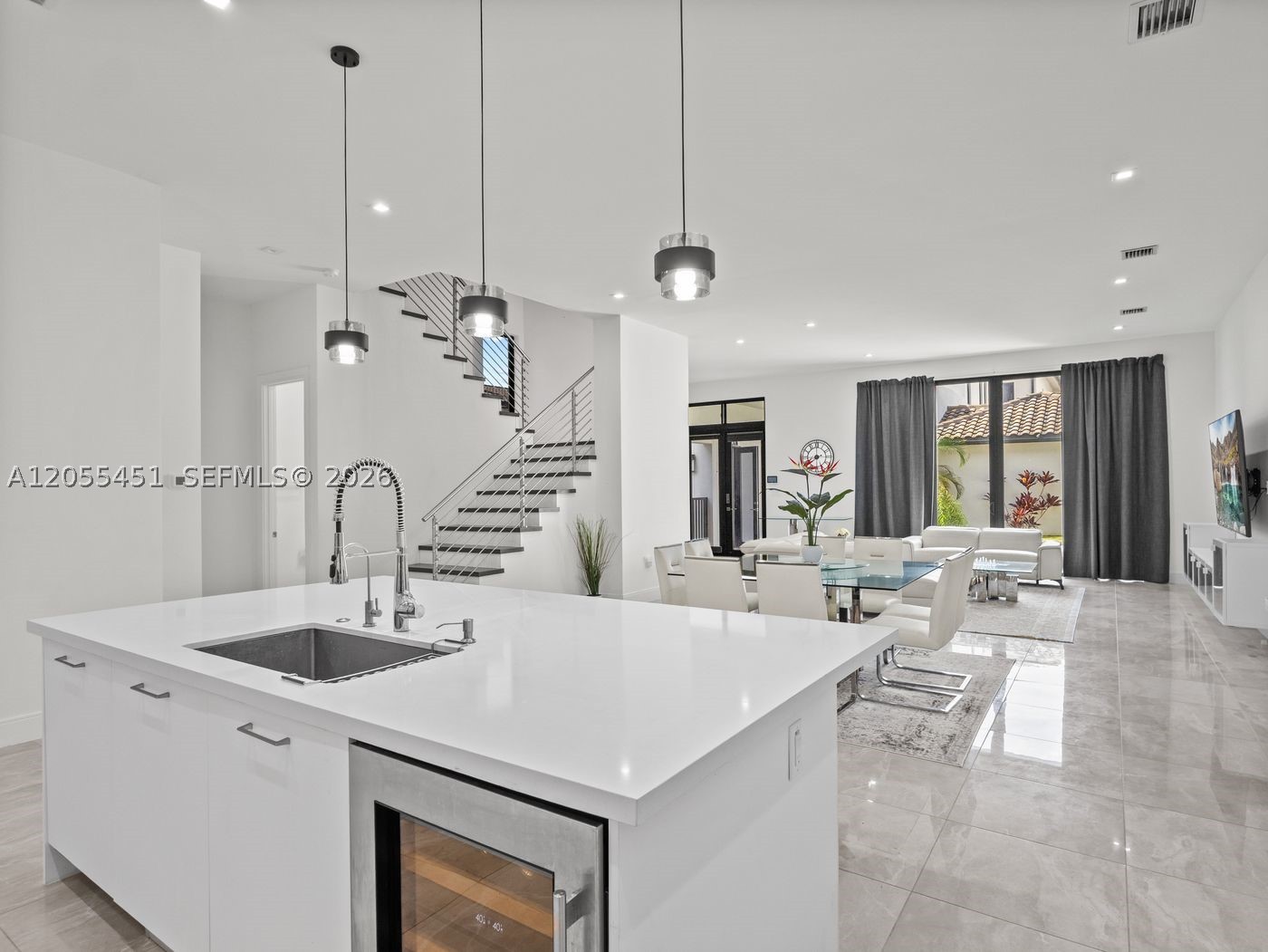 8143 NW 47th Ter, Doral FL 33166