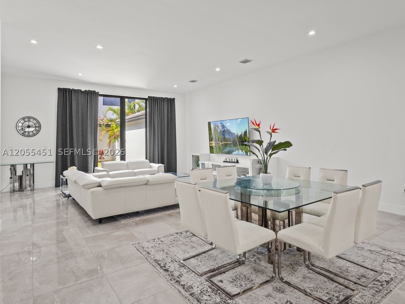 8143 NW 47th Ter, Doral FL 33166