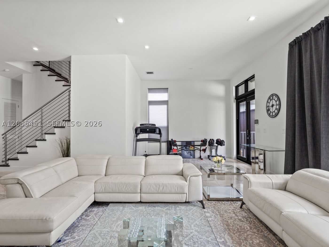 8143 NW 47th Ter, Doral FL 33166