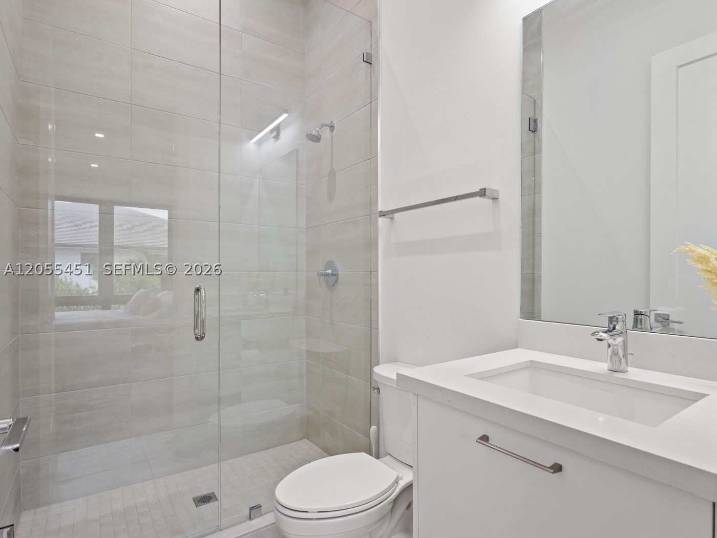 8143 NW 47th Ter, Doral FL 33166