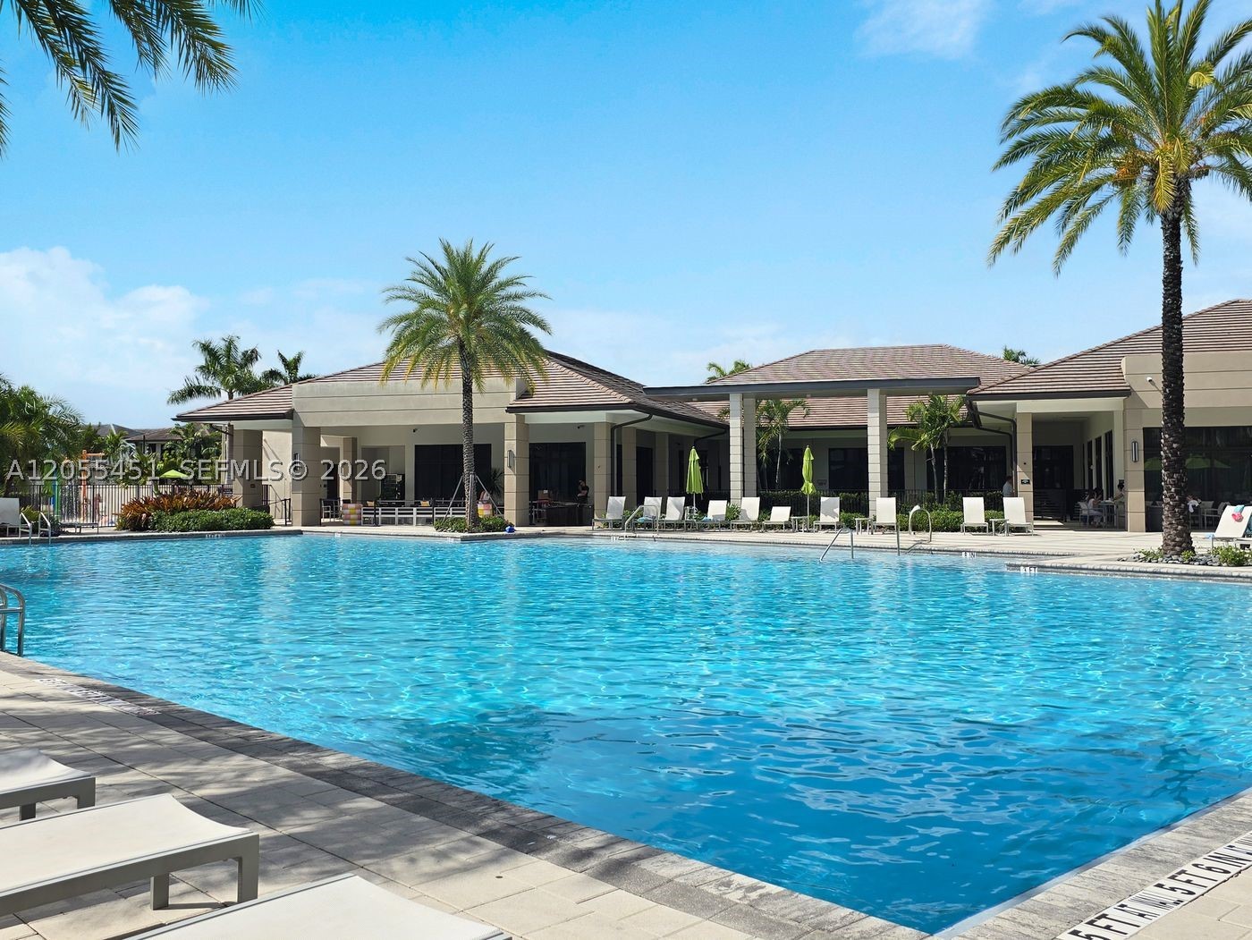 8143 NW 47th Ter, Doral FL 33166