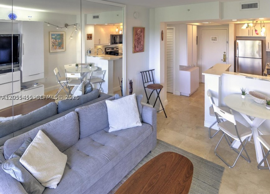 2951 S Bayshore Dr #712, Miami FL 33133