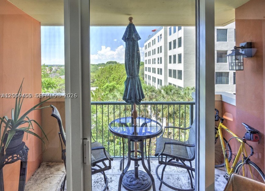 2951 S Bayshore Dr #712, Miami FL 33133