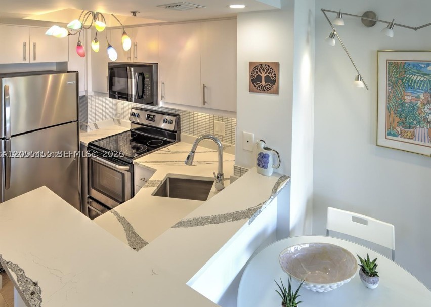 2951 S Bayshore Dr #712, Miami FL 33133