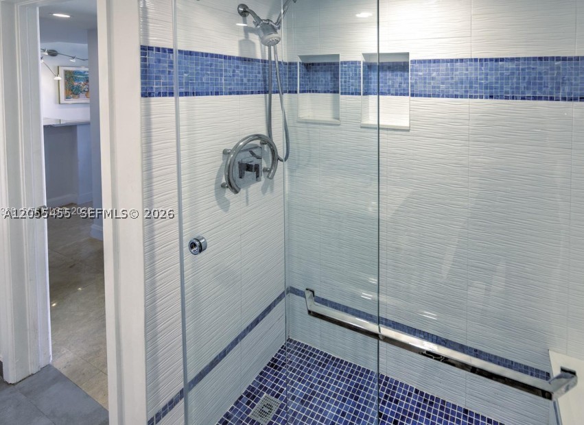 2951 S Bayshore Dr #712, Miami FL 33133