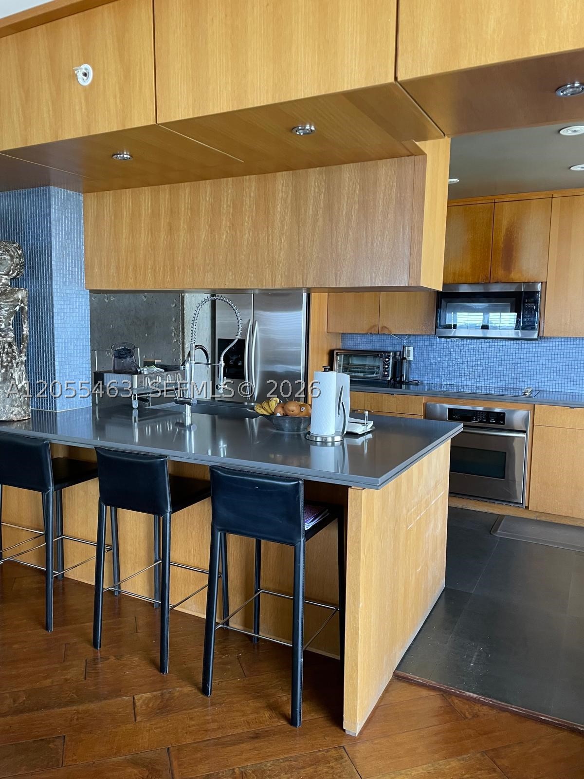 520 Brickell Key Dr #A1216, Miami FL 33131