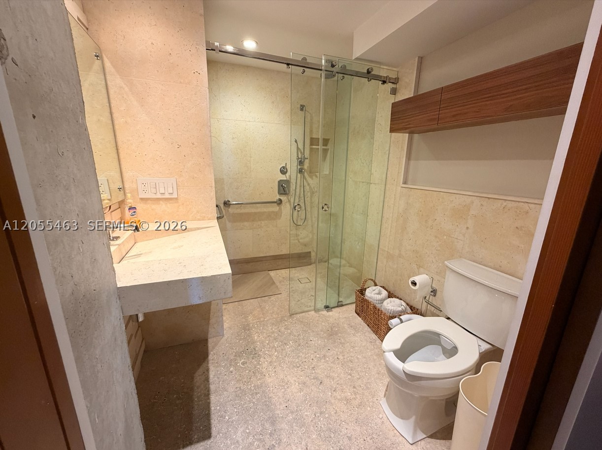 520 Brickell Key Dr #A1216, Miami FL 33131