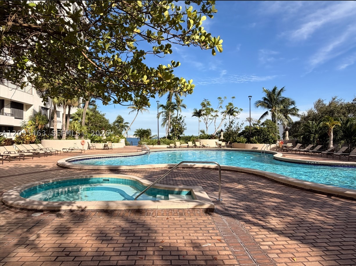 520 Brickell Key Dr #A1216, Miami FL 33131