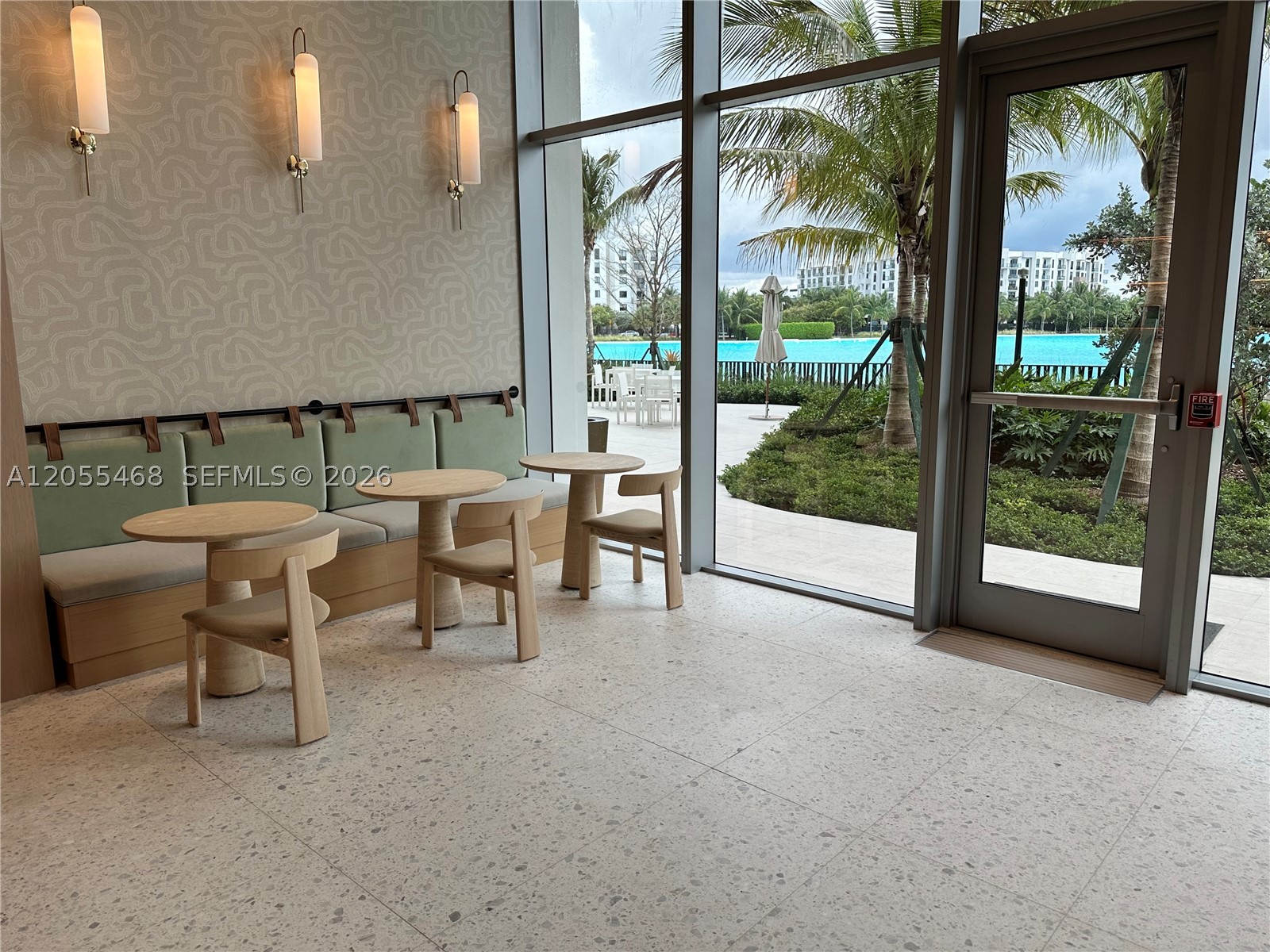 2411 Lagna Cir #1407, North Miami FL 33181