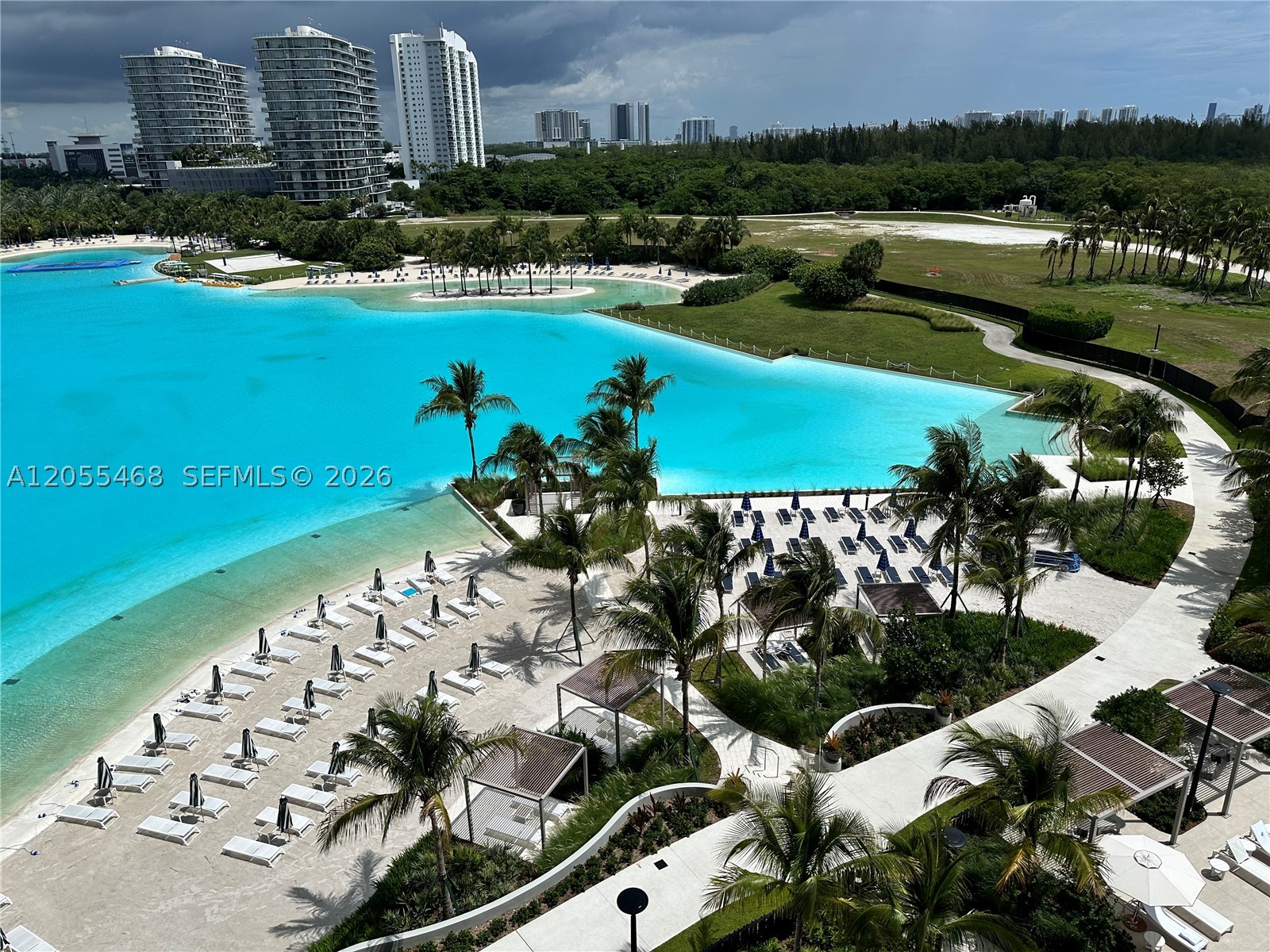 2411 Lagna Cir #1407, North Miami FL 33181
