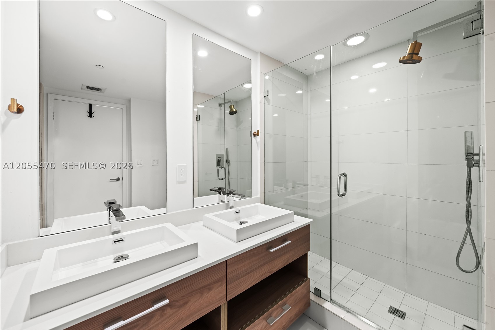 1300 S Miami Ave #3303, Miami FL 33130