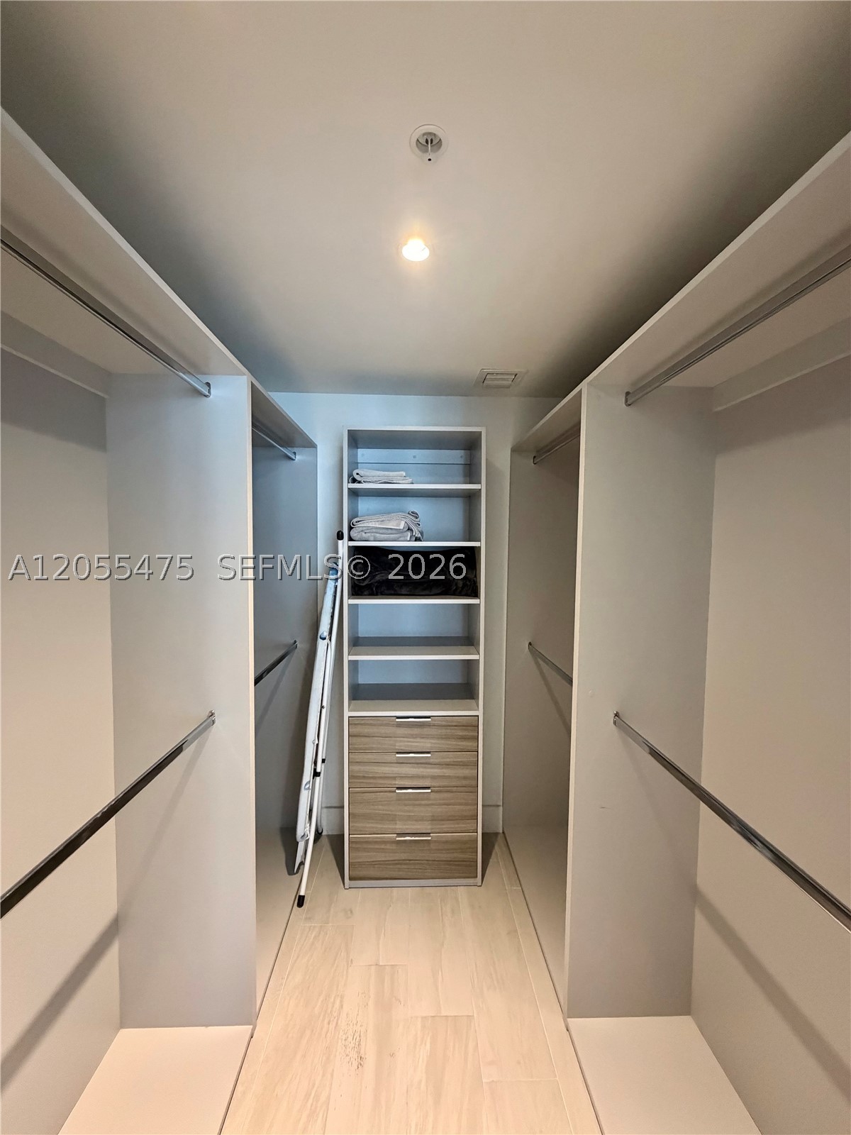 1010 SW 2nd Ave #707, Miami FL 33130