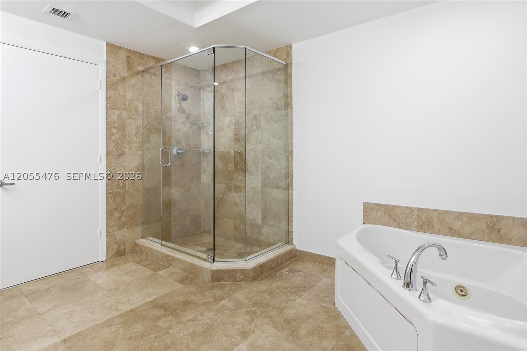 3030 NE 188th St #509, Aventura FL 33180