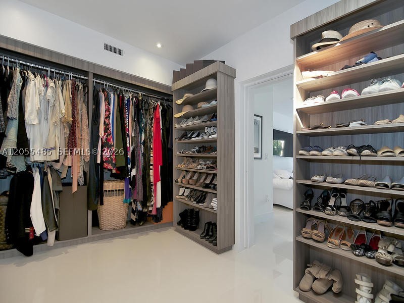 1365 DAYTONIA RD, Miami Beach FL 33141