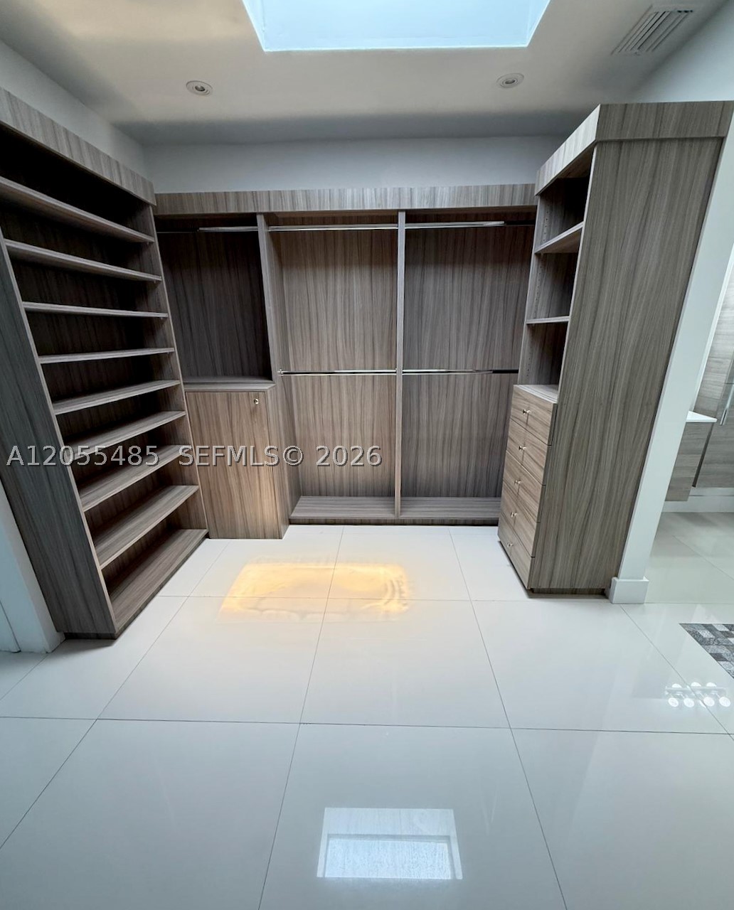 1365 DAYTONIA RD, Miami Beach FL 33141