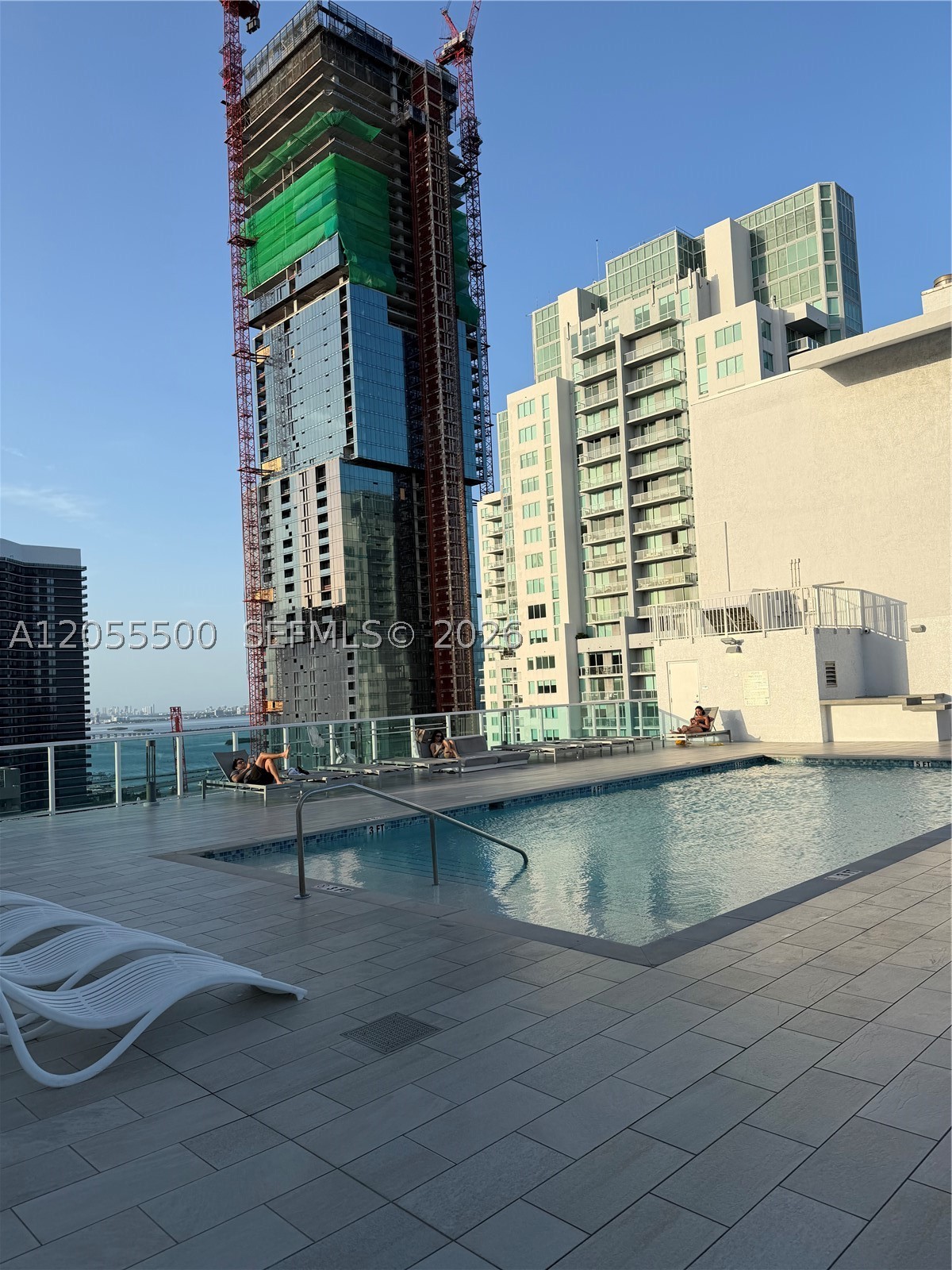 Miami FL 33132 - A12055500