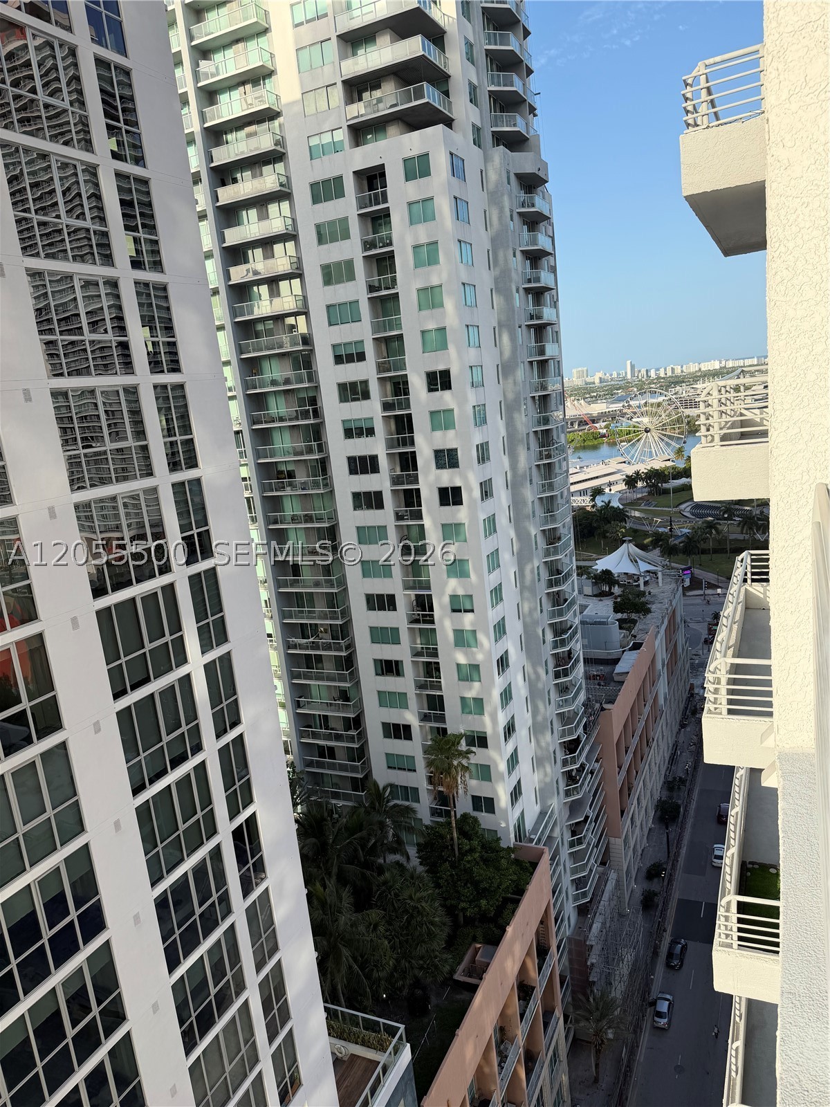 Miami FL 33132 - A12055500