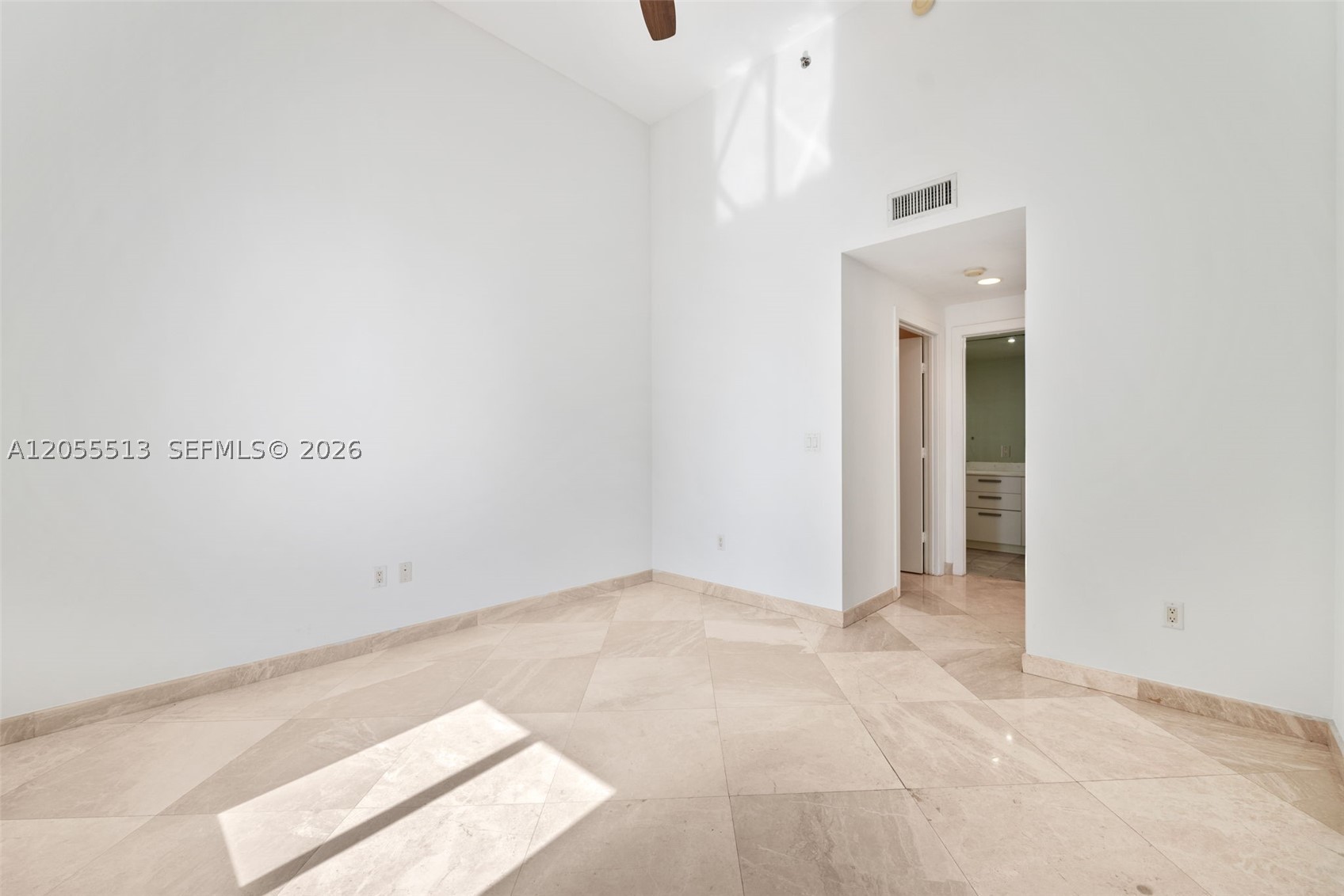 1050 Brickell Ave #3314, Miami FL 33131