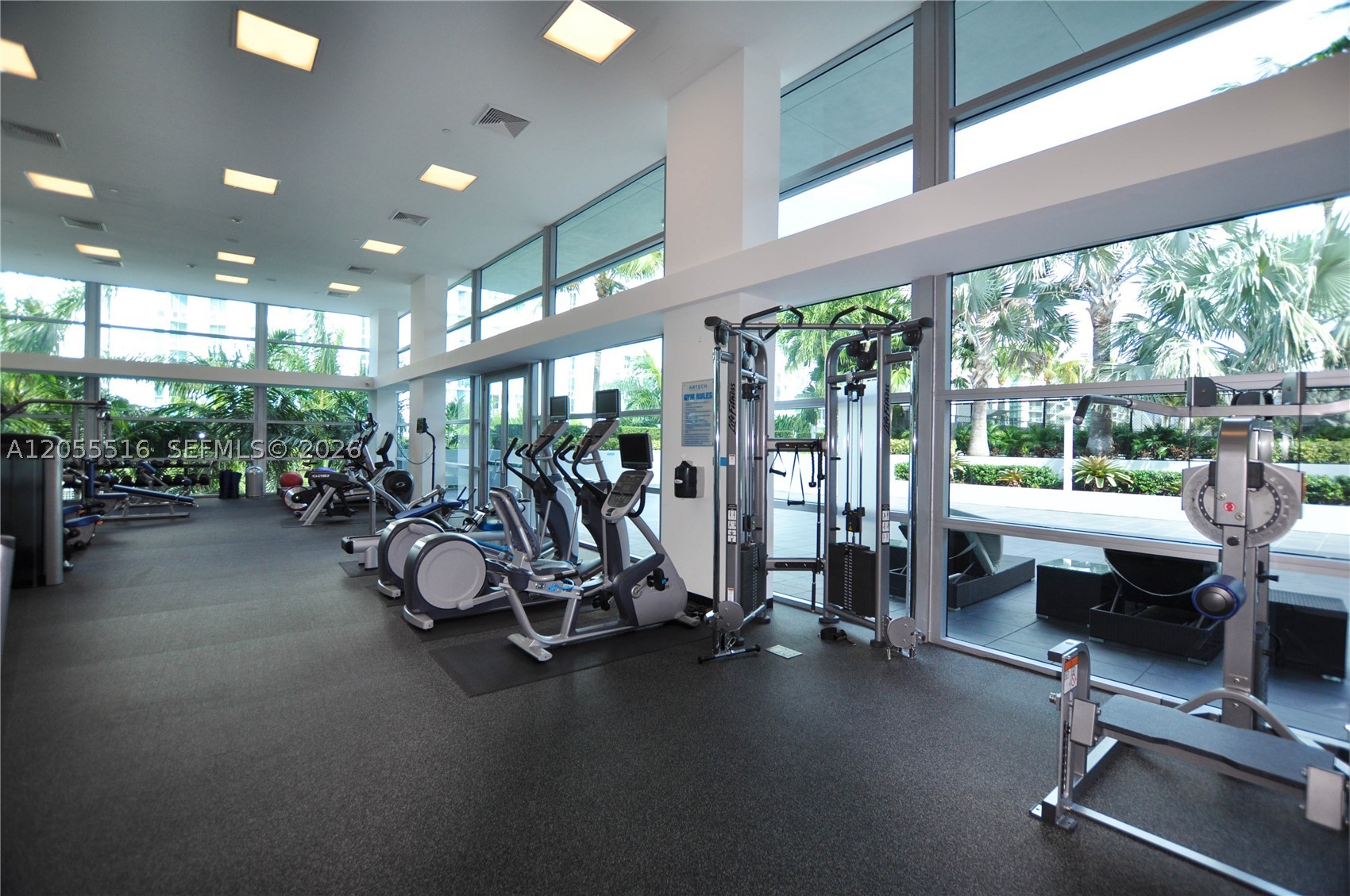 2950 NE 188th St #336, Aventura FL 33180