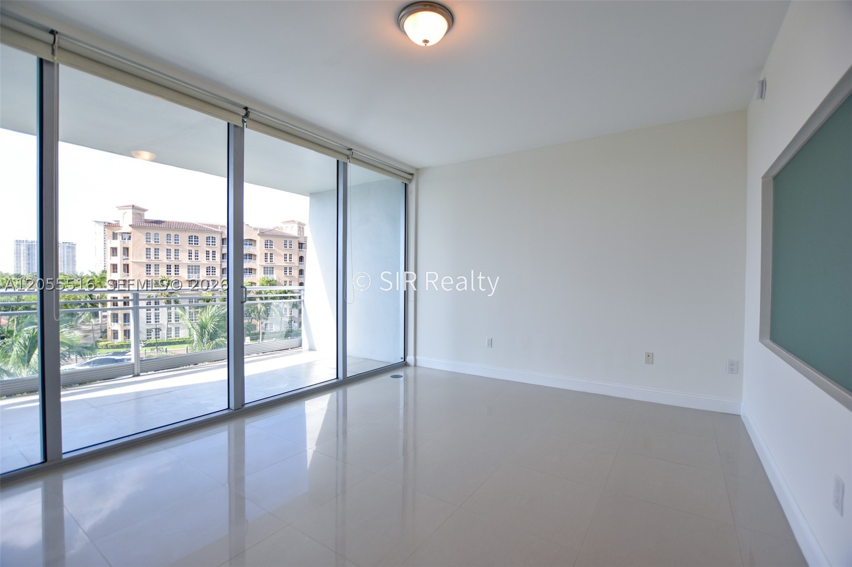 2950 NE 188th St #336, Aventura FL 33180