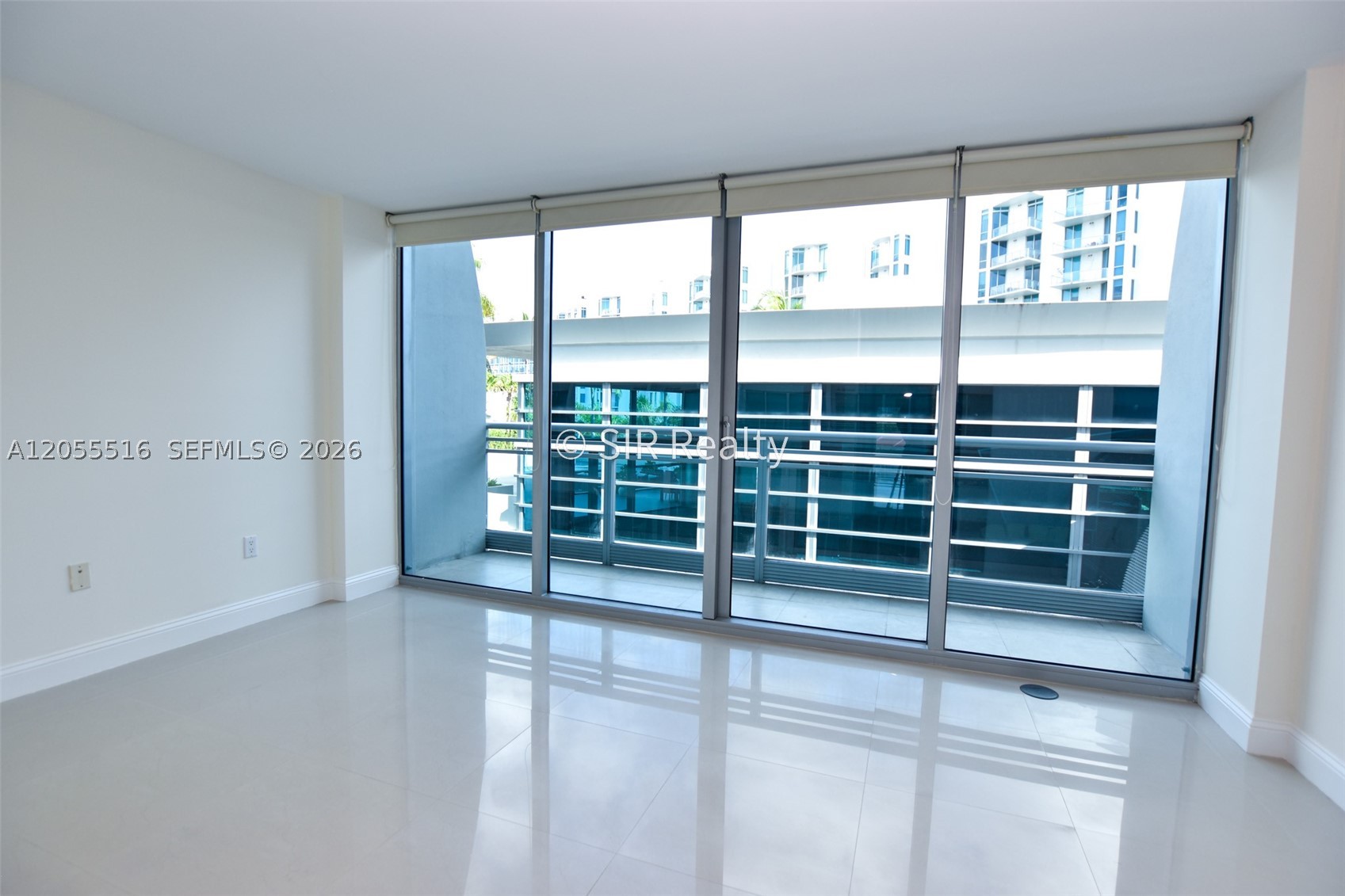2950 NE 188th St #336, Aventura FL 33180