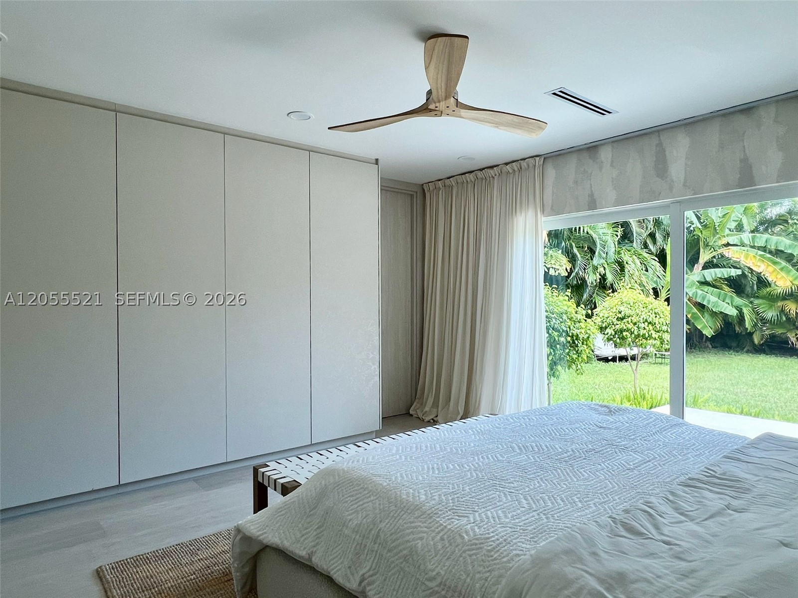 4515 Alton Rd, Miami Beach FL 33140