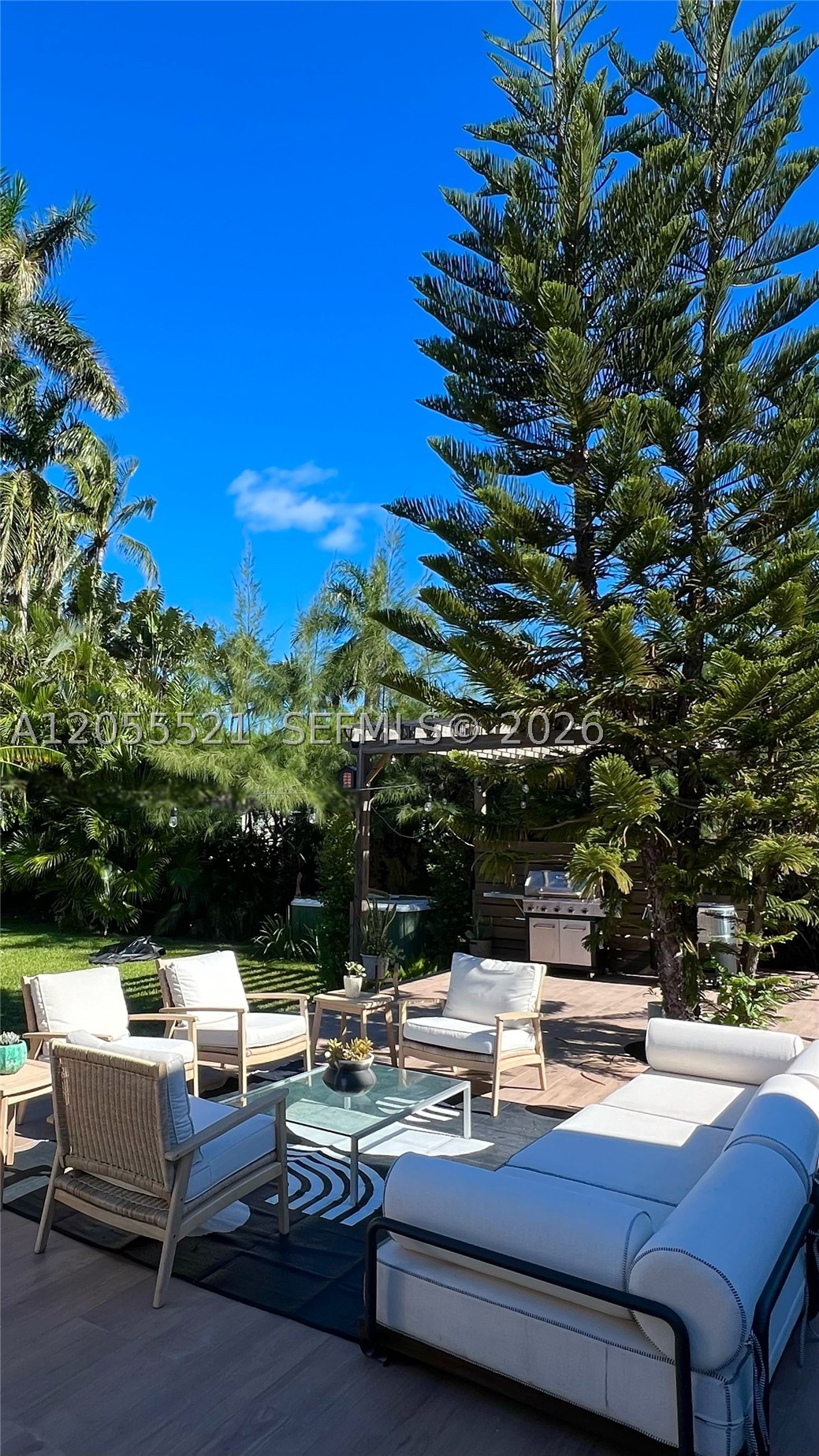 4515 Alton Rd, Miami Beach FL 33140