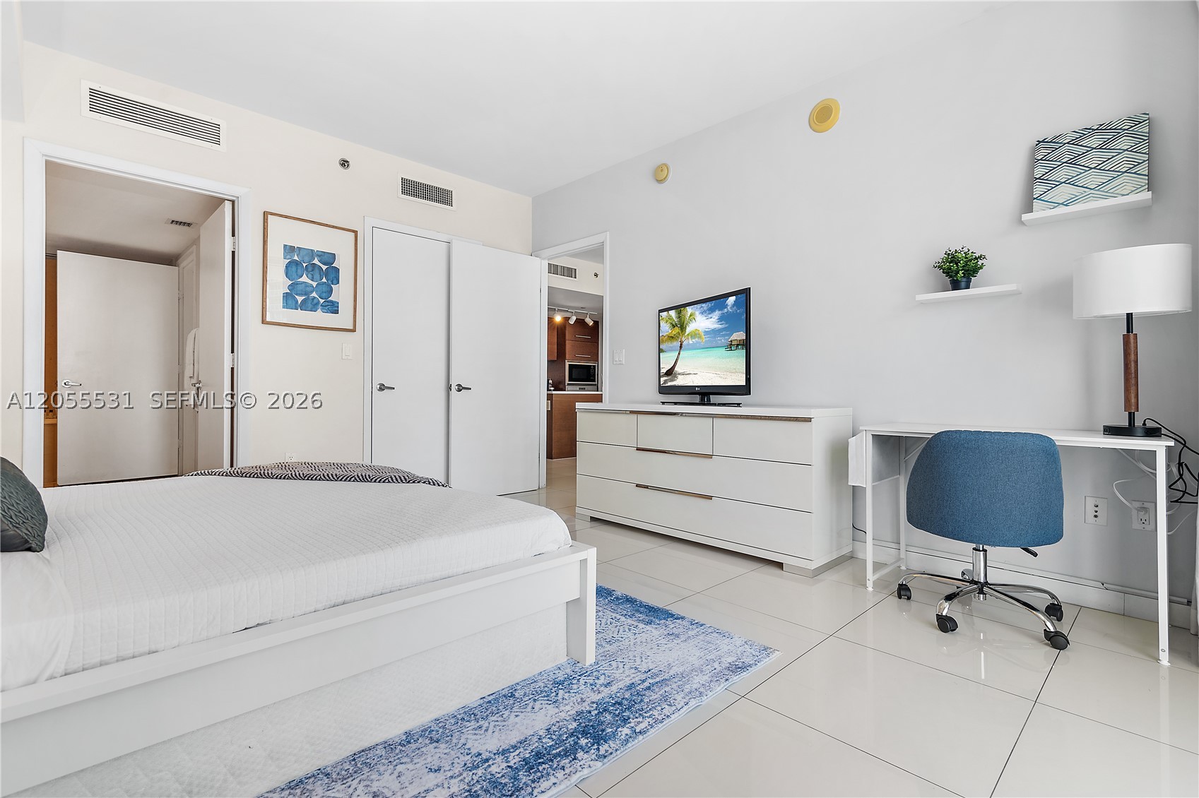 485 Brickell Ave #2306, Miami FL 33131