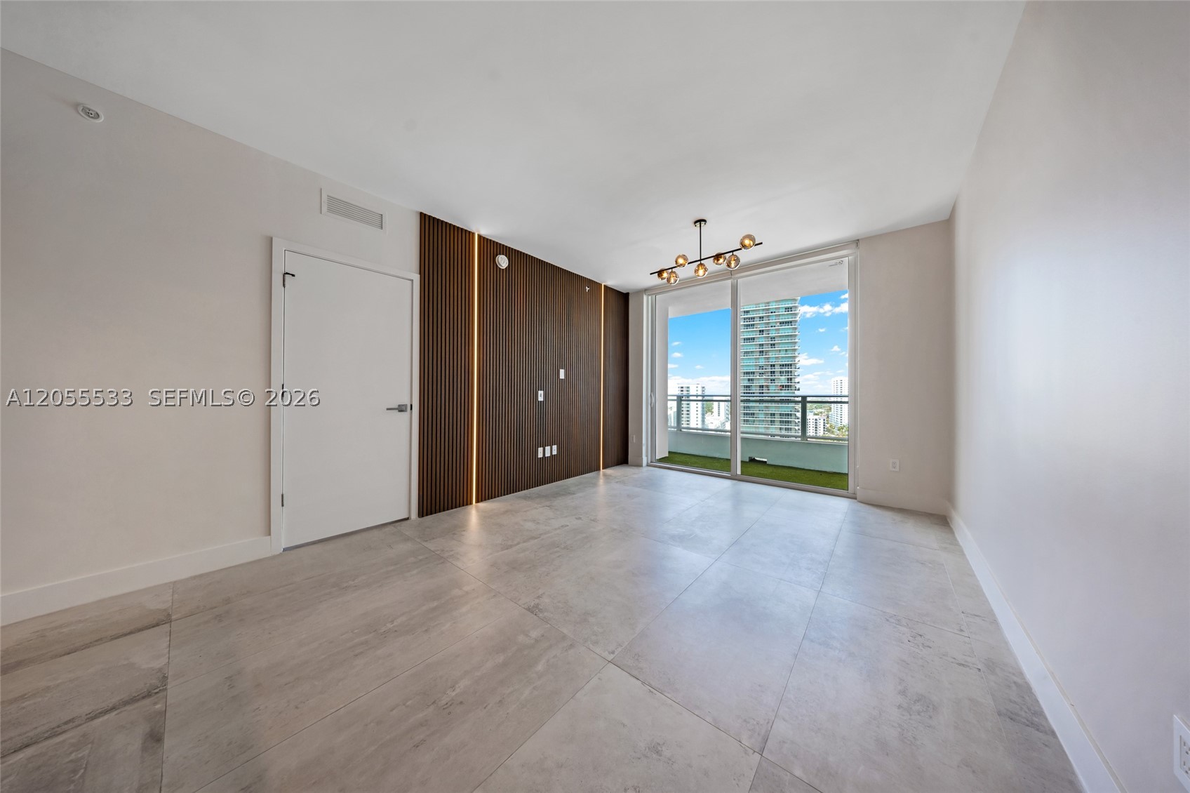 1080 Brickell Ave #1803, Miami FL 33131