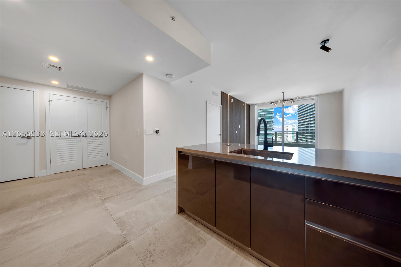 1080 Brickell Ave #1803, Miami FL 33131