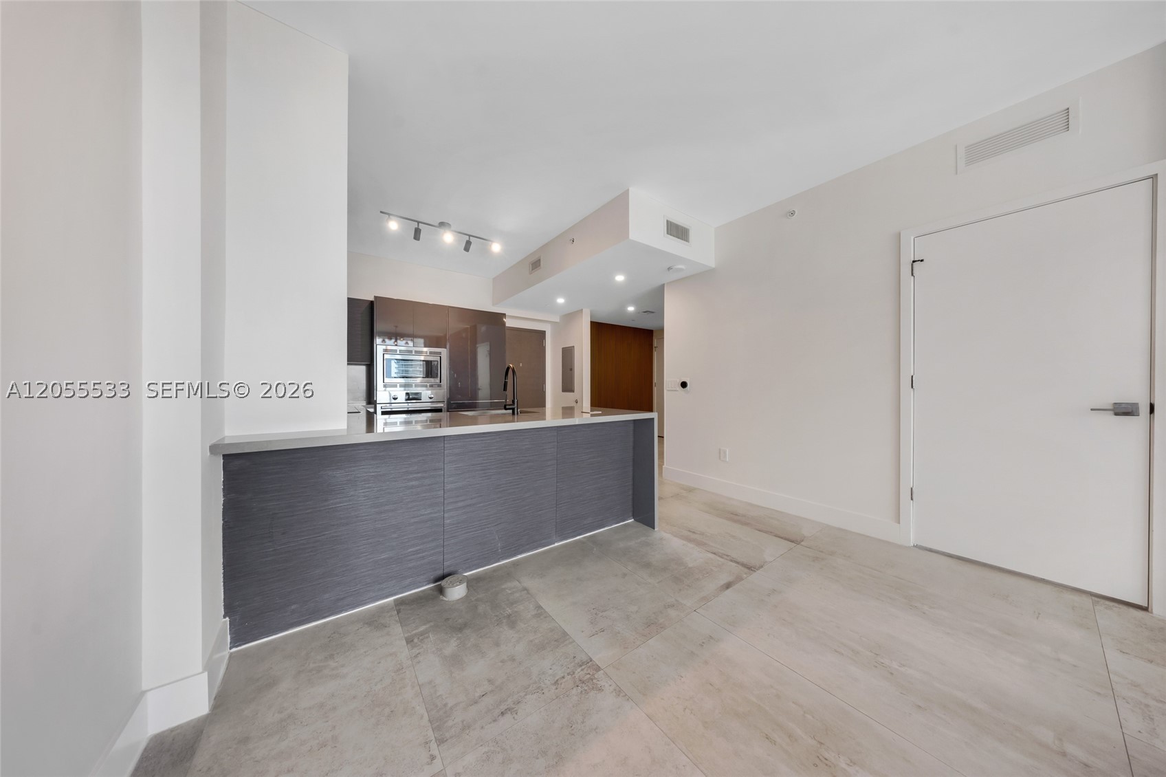 1080 Brickell Ave #1803, Miami FL 33131
