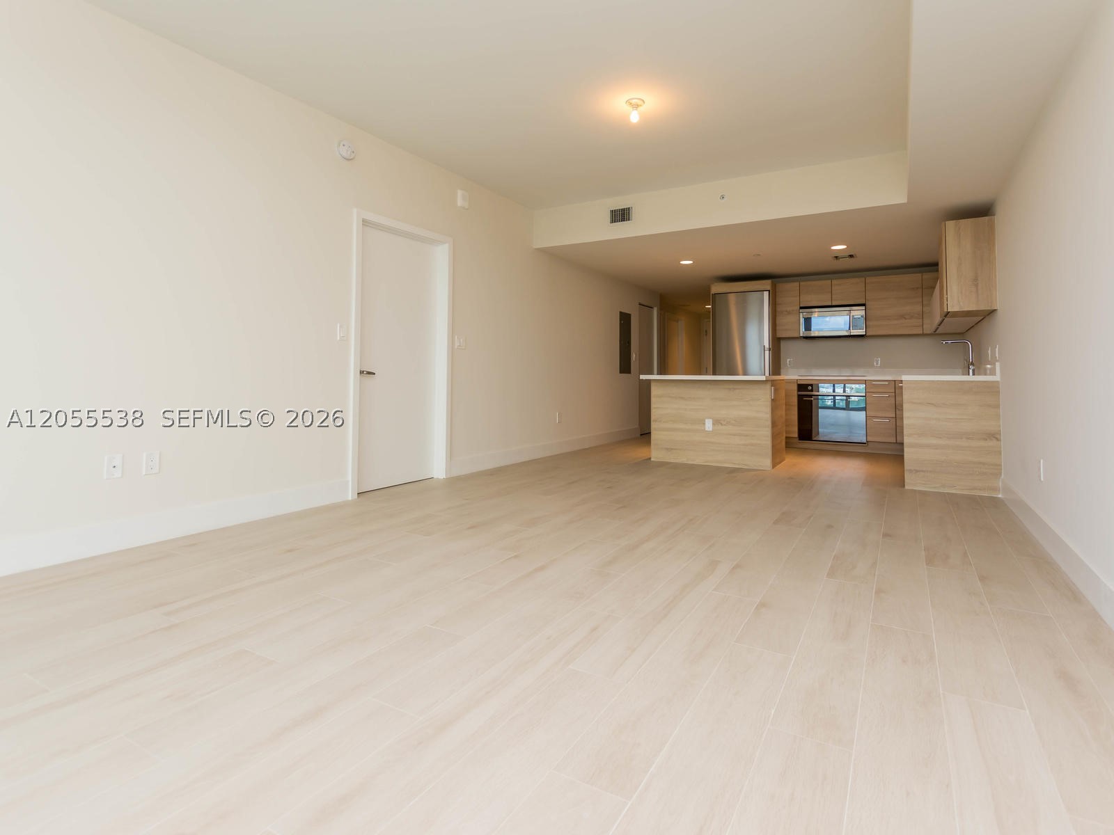 16385 Biscayne Blvd #1103, North Miami Beach FL 33160