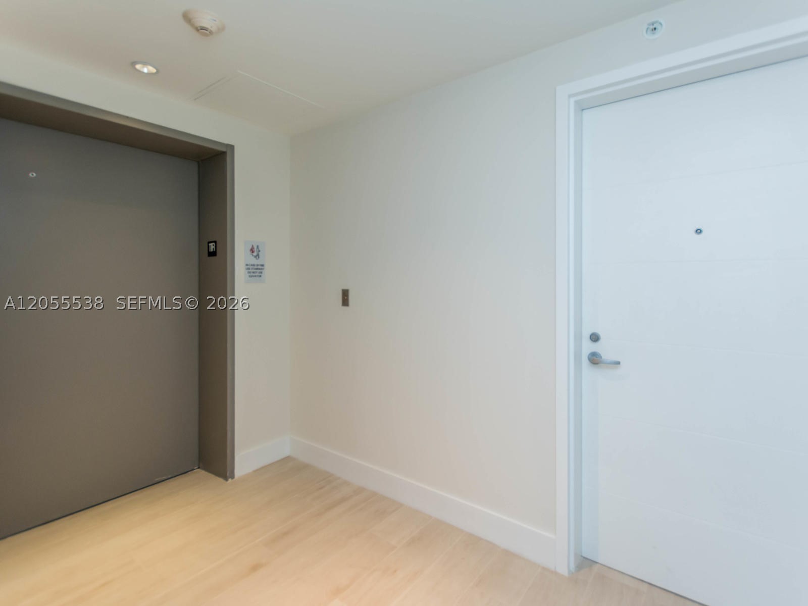 16385 Biscayne Blvd #1103, North Miami Beach FL 33160