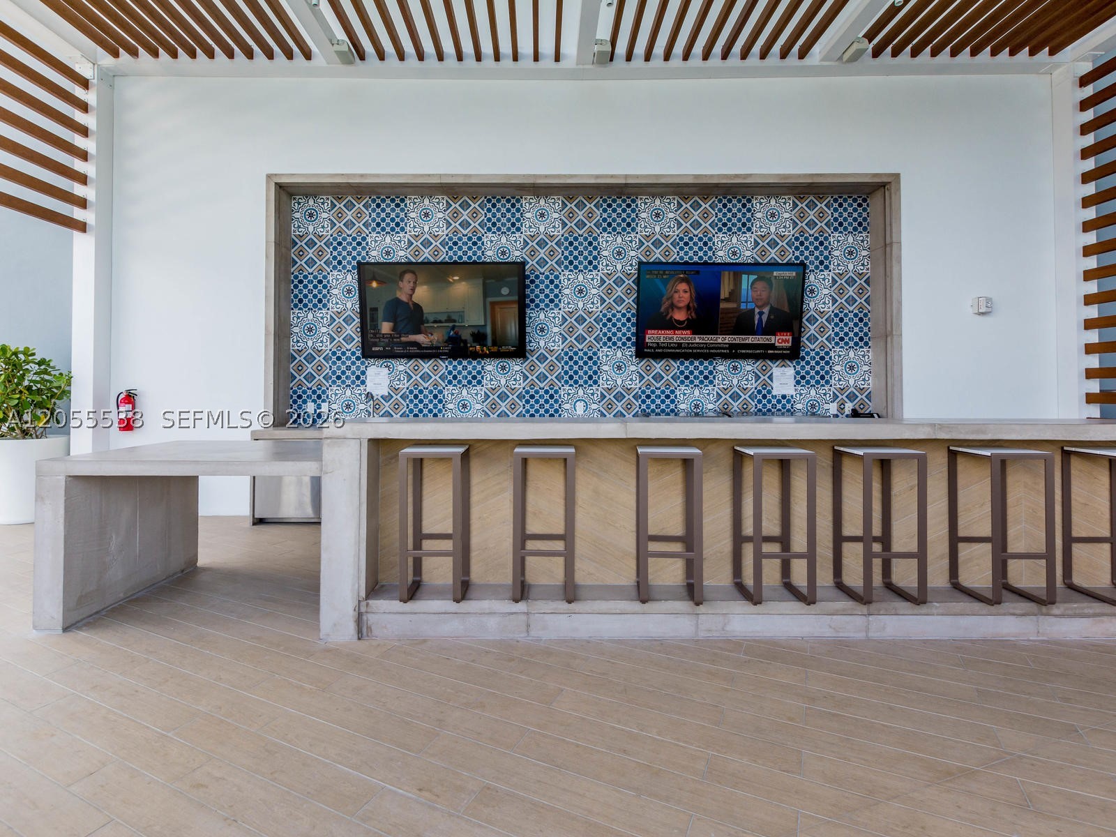 16385 Biscayne Blvd #1103, North Miami Beach FL 33160