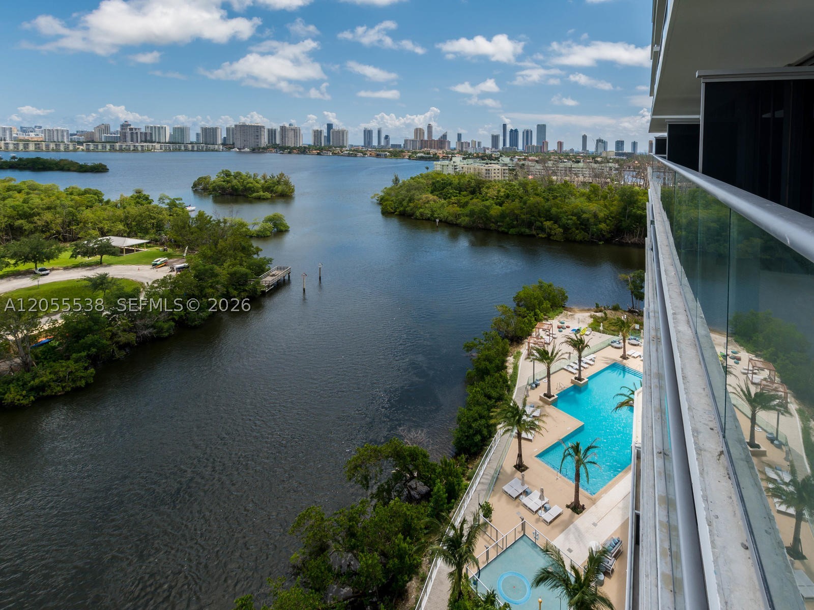 16385 Biscayne Blvd #1103, North Miami Beach FL 33160