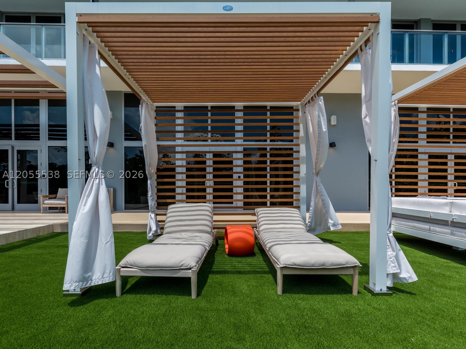 16385 Biscayne Blvd #1103, North Miami Beach FL 33160