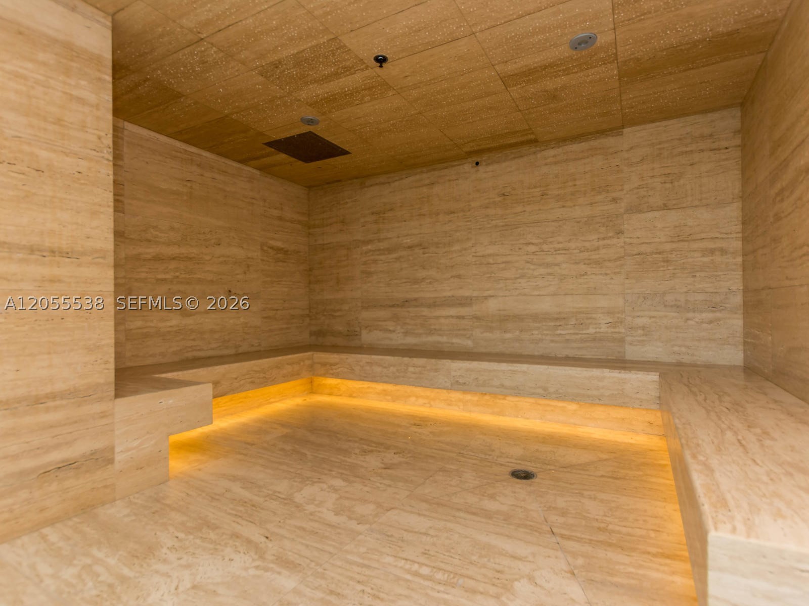 16385 Biscayne Blvd #1103, North Miami Beach FL 33160