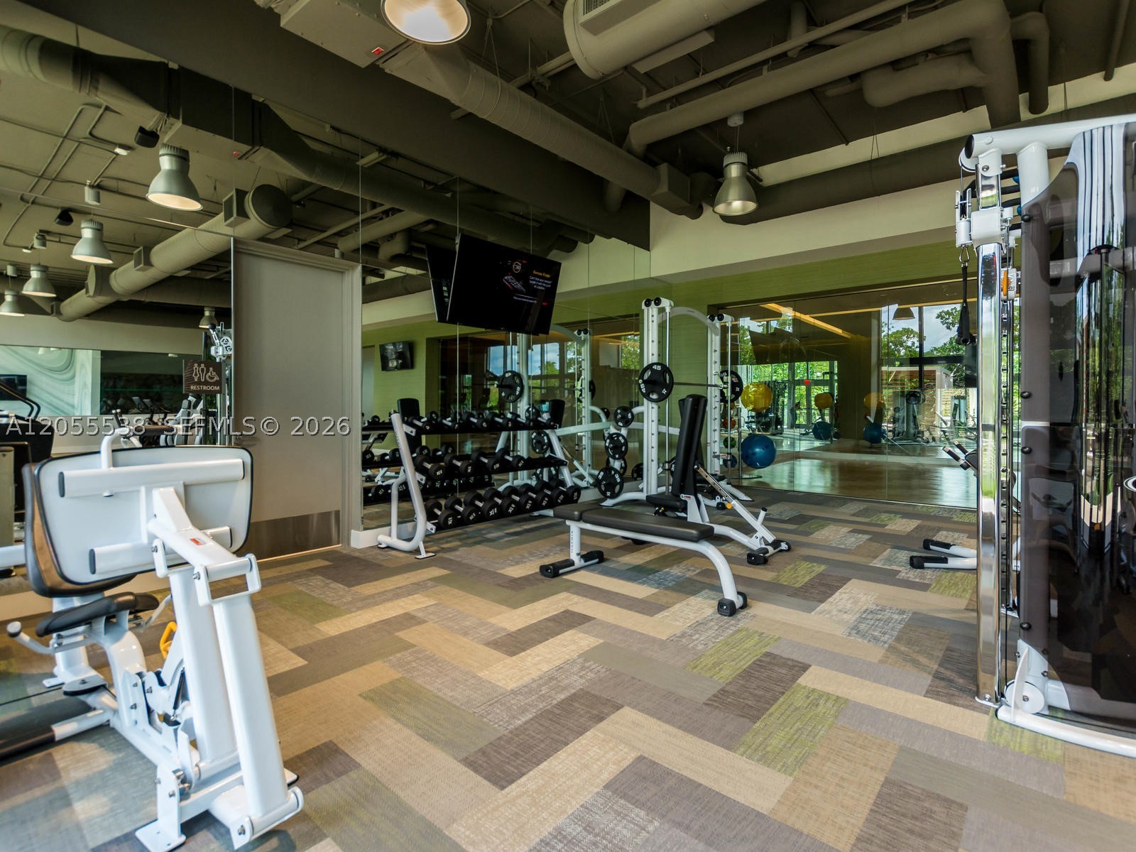 16385 Biscayne Blvd #1103, North Miami Beach FL 33160