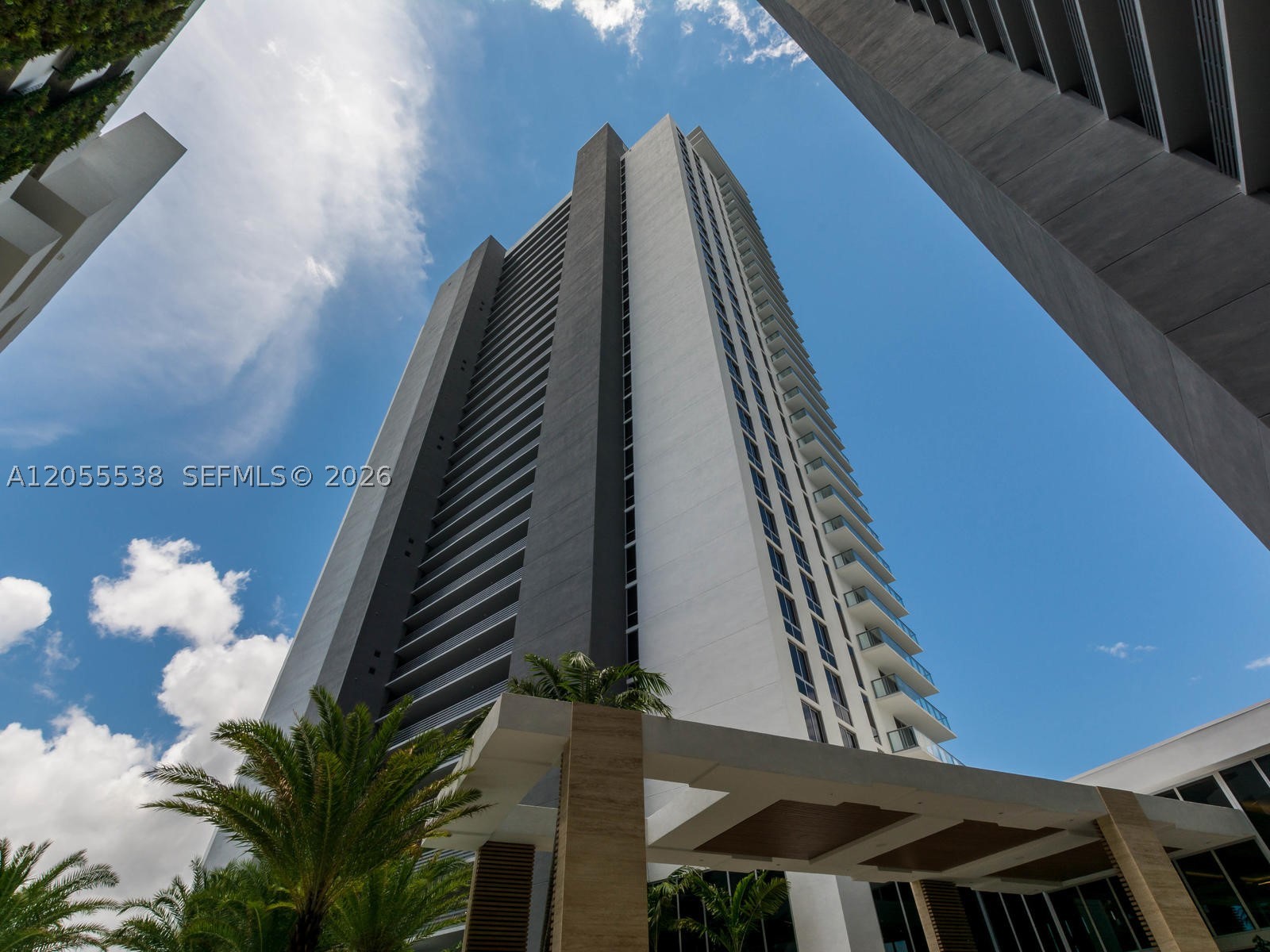 16385 Biscayne Blvd #1103, North Miami Beach FL 33160