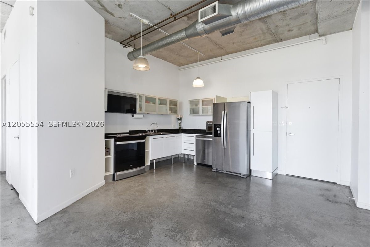 10 SW South River Dr #806, Miami FL 33130