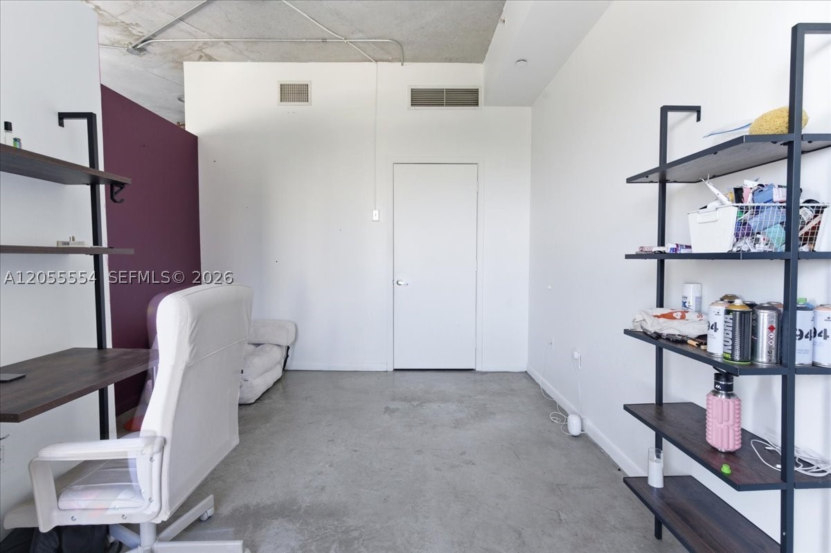 10 SW South River Dr #806, Miami FL 33130