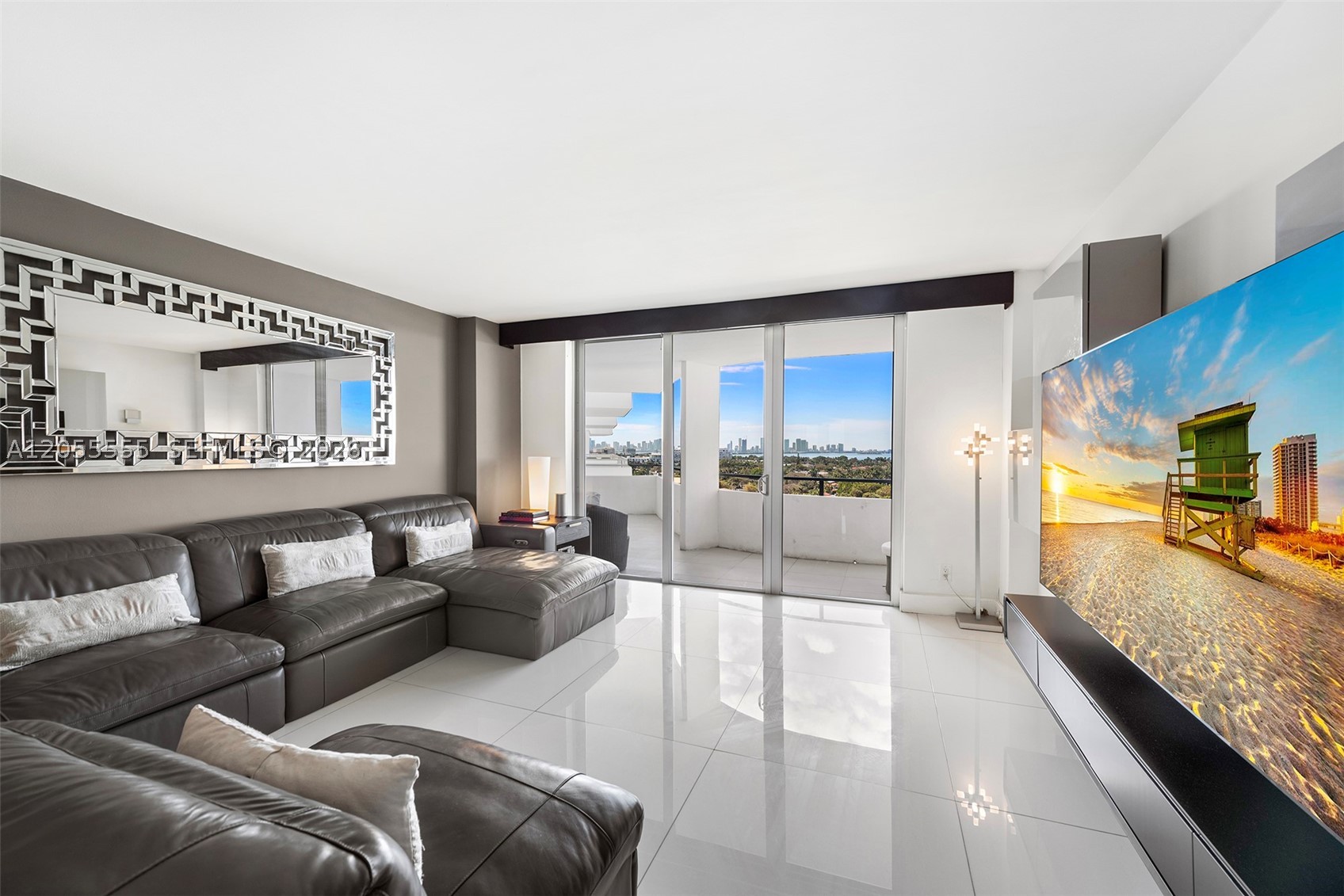 5151 Collins Ave #1420, Miami Beach FL 33140