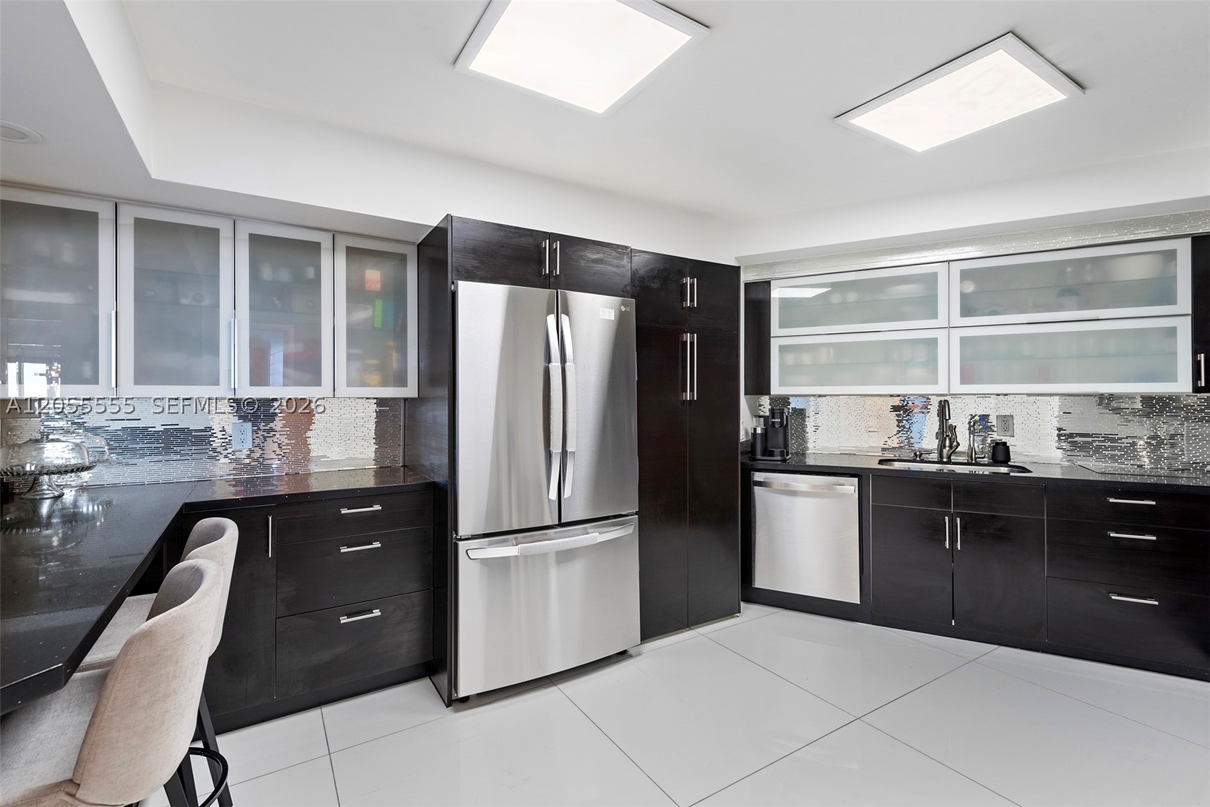 5151 Collins Ave #1420, Miami Beach FL 33140