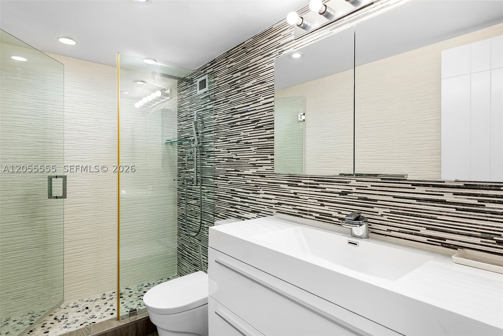 5151 Collins Ave #1420, Miami Beach FL 33140