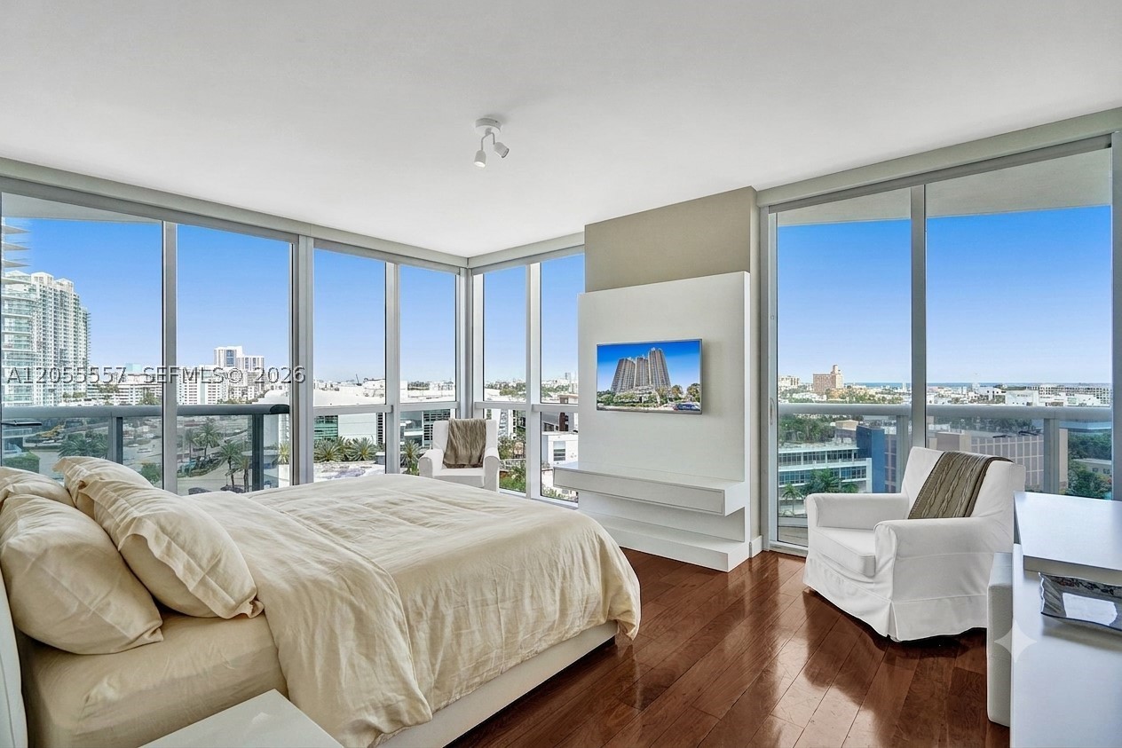 400 Alton Rd #1011, Miami Beach FL 33139