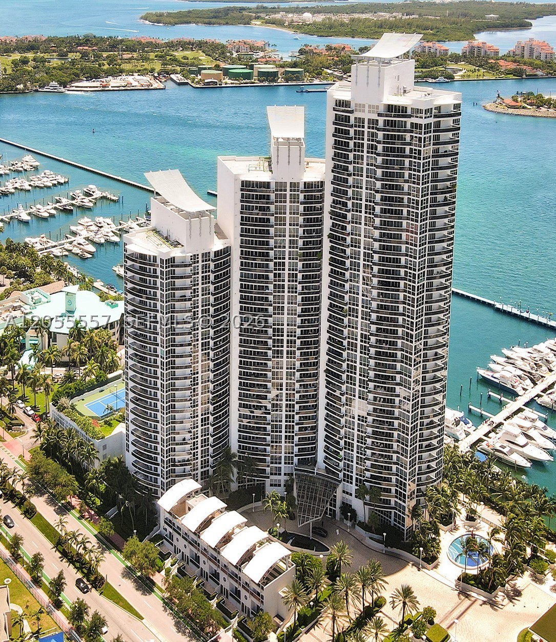 400 Alton Rd #1011, Miami Beach FL 33139
