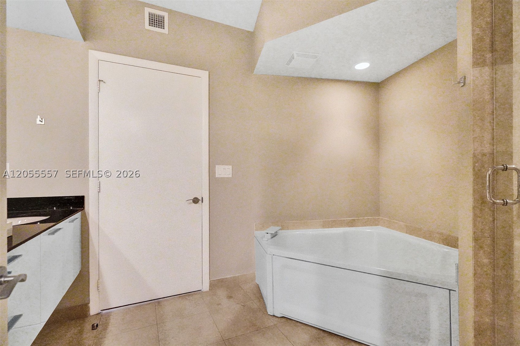 400 Alton Rd #1011, Miami Beach FL 33139